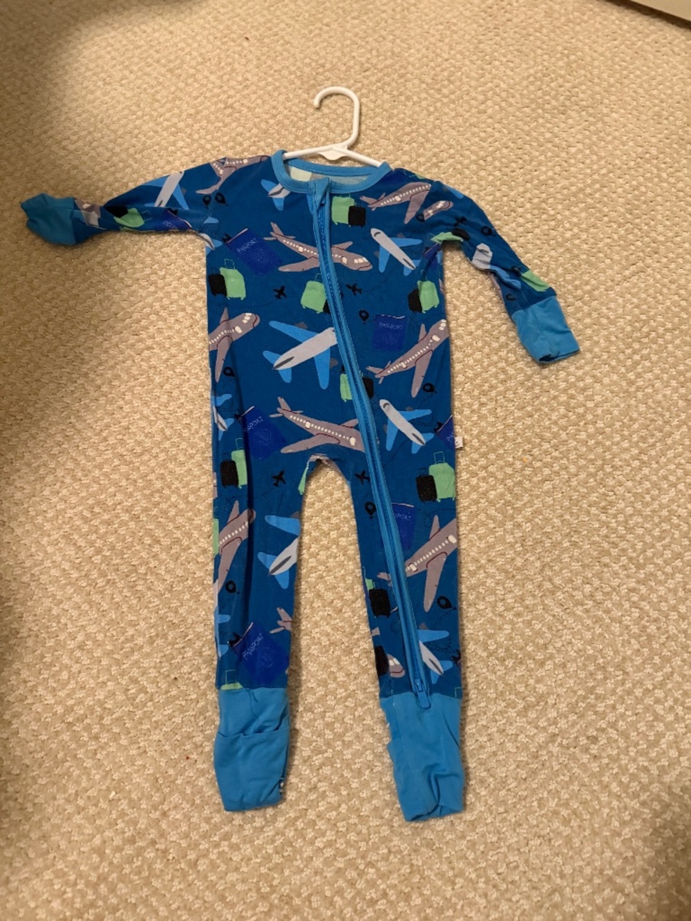 6-9 months zippy